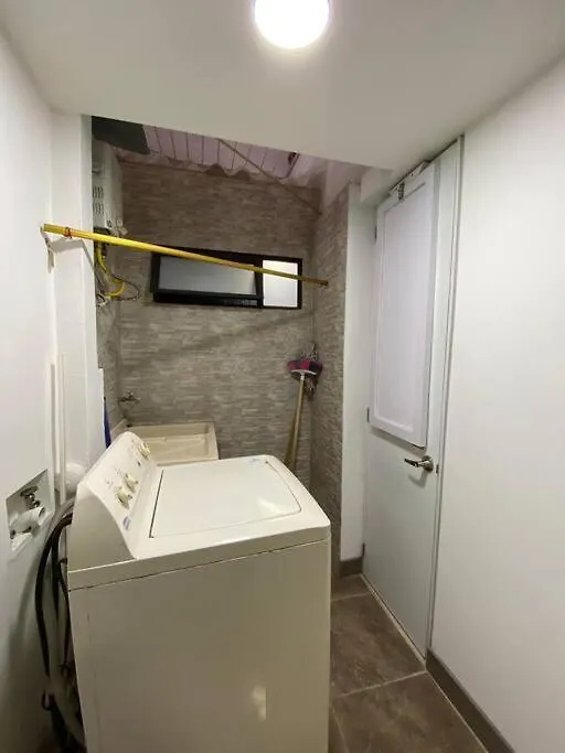 Apartamento Amplio Apartamento Amoblado En Medellin Mlb201