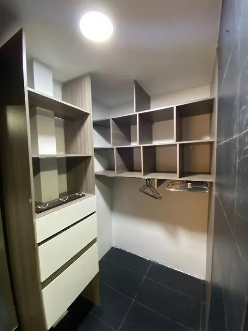 Apartamento Amplio Apartamento Amoblado En Medellin Mlb201 0*,